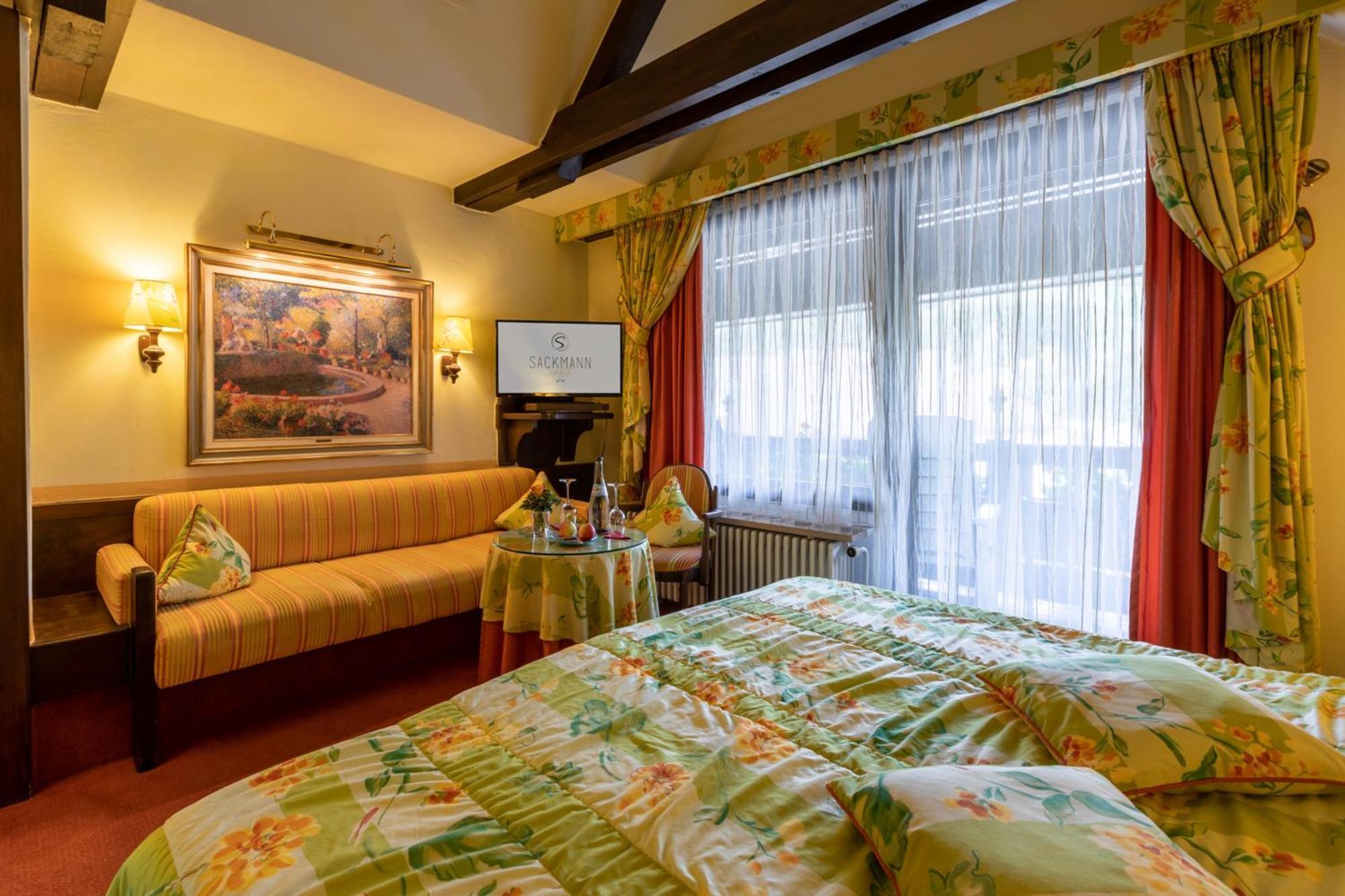 Sackmann Genuss Und Spa Resort Baiersbronn Exterior photo