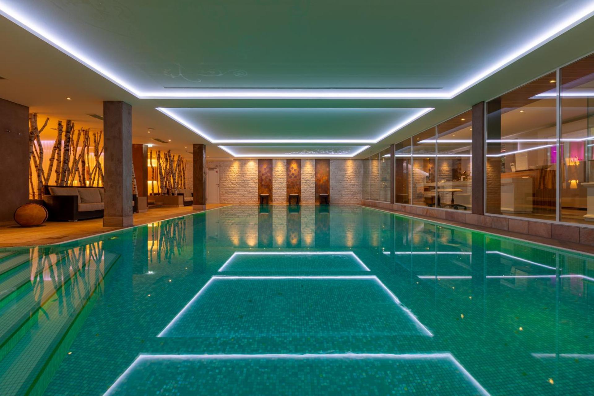 Sackmann Genuss Und Spa Resort Baiersbronn Exterior photo